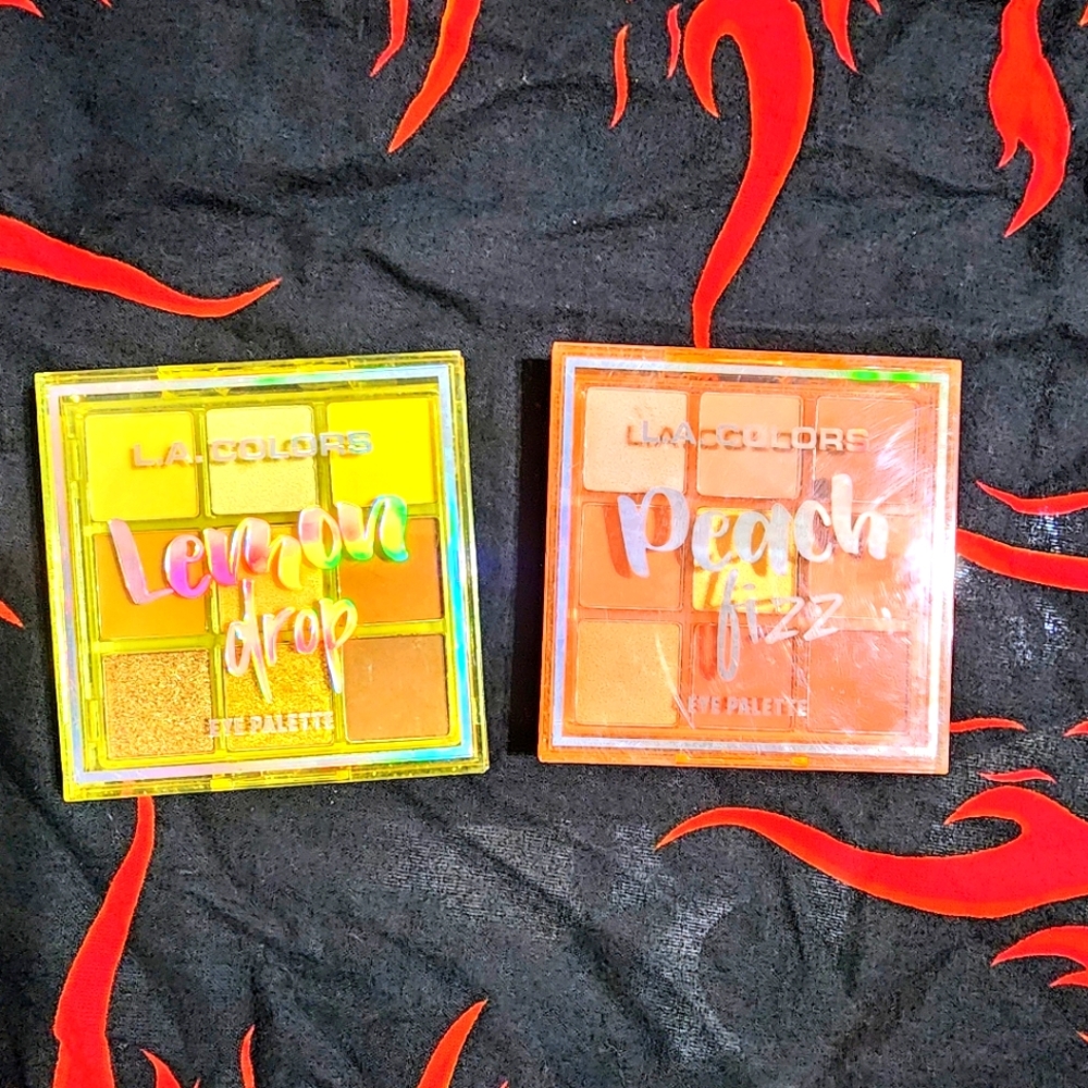 Eyeshadow palettes (x2)